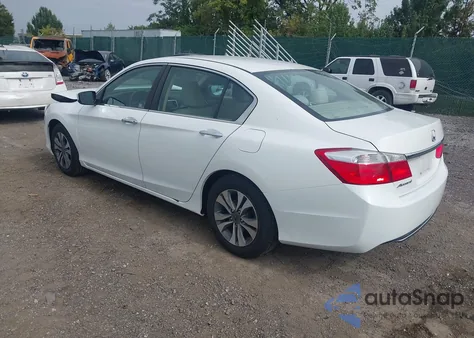 2015 Honda Accord Lx z USA, uszkodzony, nr VIN 1HGCR2F35FA225597
